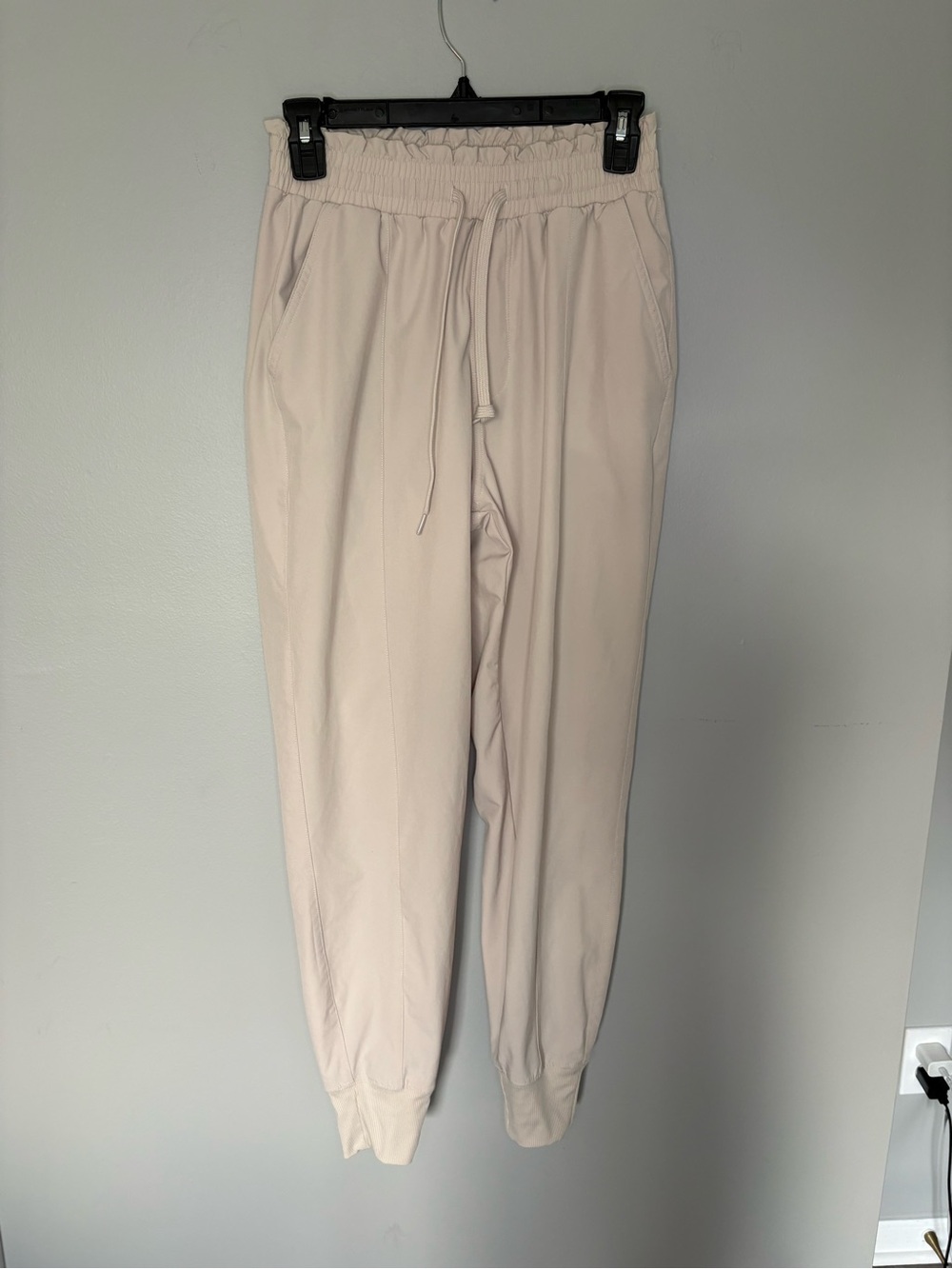 Abercrombie & Fitch Light Cream Drawstring Jogger Pants Small
